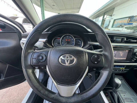 2015 Toyota Corolla LE