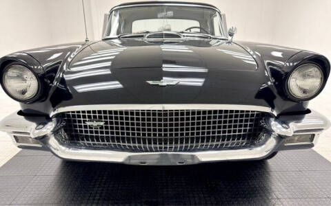 1957 Ford Thunderbird