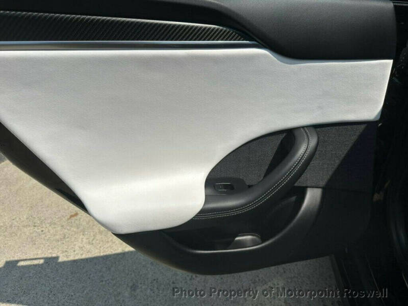 2023 Tesla Model S Plaid