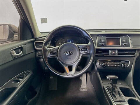2017 Kia Optima LX Turbo