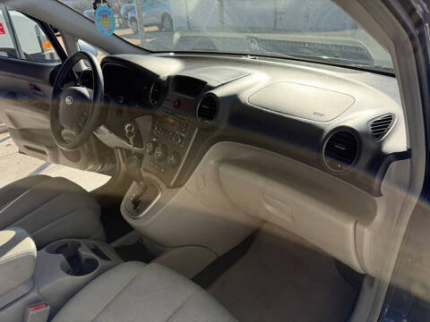 2007 Kia Rondo