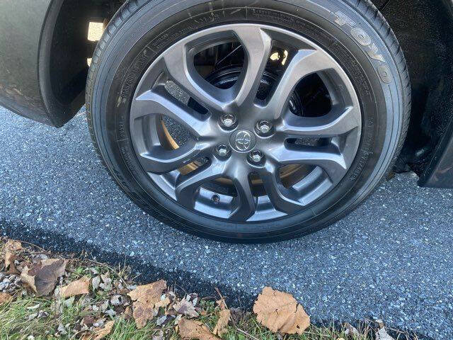 2019 Toyota Yaris LE