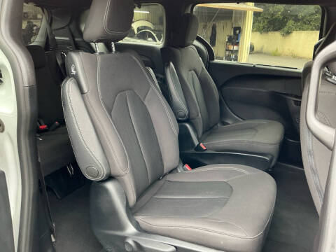 2020 Chrysler Pacifica Hybrid Touring