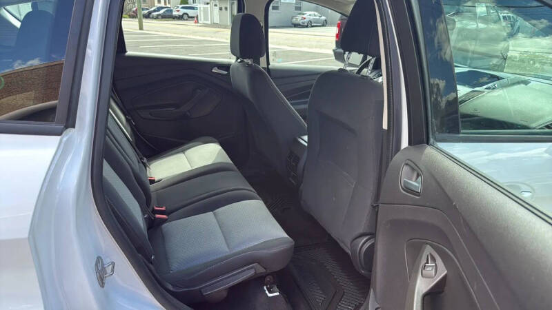 2017 Ford C-MAX Energi SE