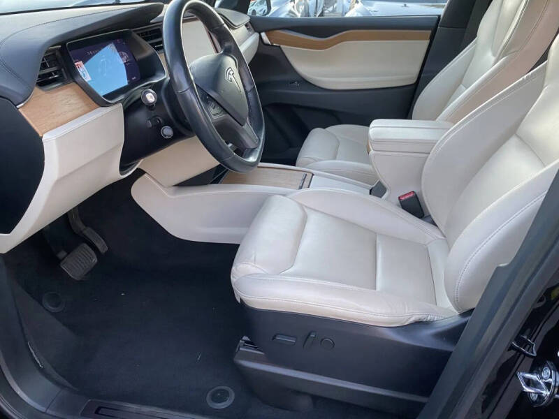 2020 Tesla Model X Long Range Plus