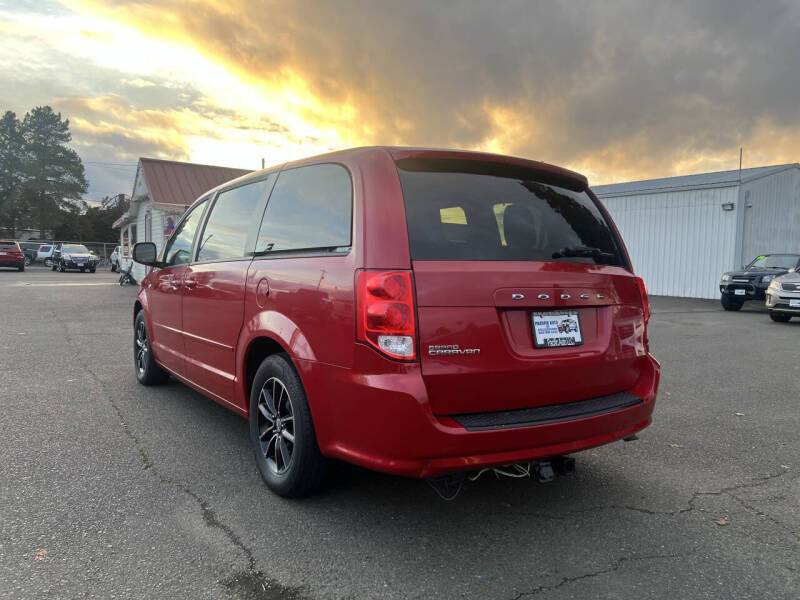 2014 Dodge Grand Caravan SXT 30th Anniversary
