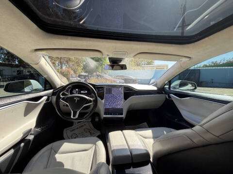 2016 Tesla Model S 70