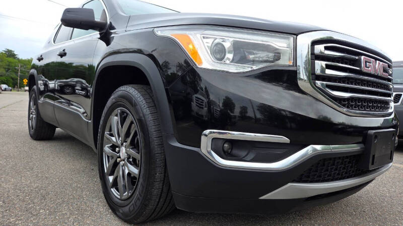 2017 GMC Acadia SLT-1