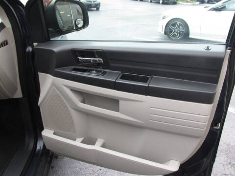 2009 Dodge Grand Caravan SE