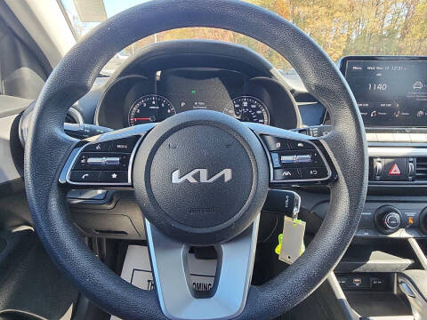 2022 Kia Forte LXS