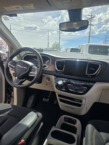 2017 Chrysler Pacifica Touring