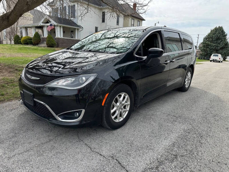 2017 Chrysler Pacifica Touring Plus
