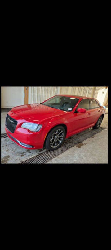 2015 Chrysler 300 S's photo