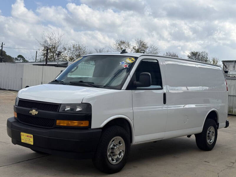 2022 Chevrolet Express 2500