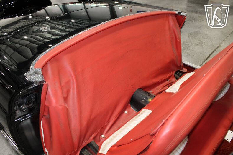 1956 Ford Thunderbird