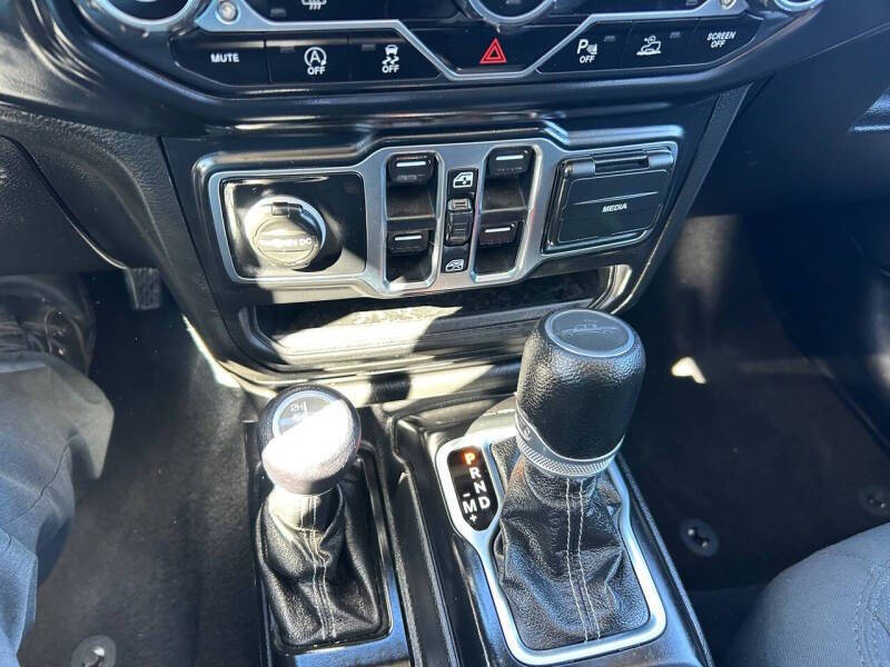 2020 Jeep Gladiator Overland