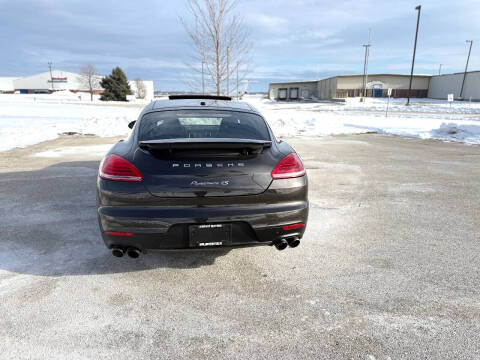 2014 Porsche Panamera 4S Executive