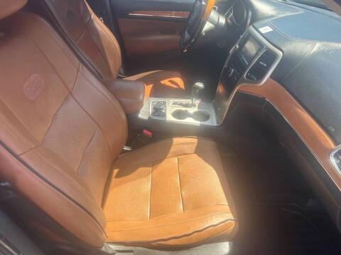 2011 Jeep Grand Cherokee Overland Summit