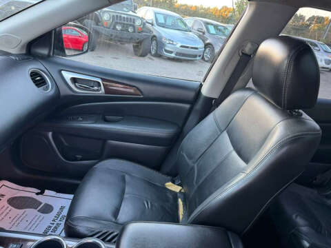 2013 Nissan Pathfinder SL