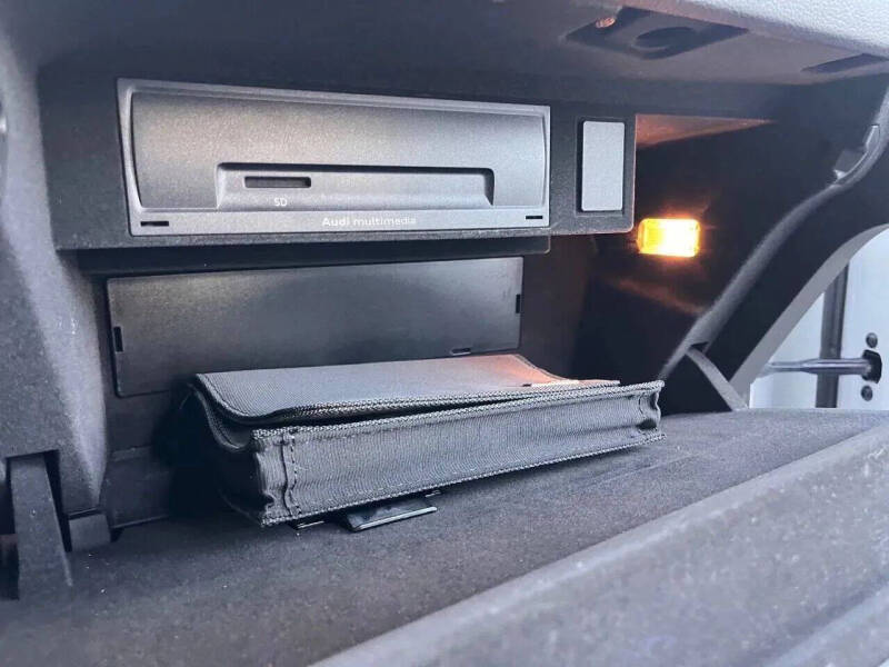 2019 Audi Q3 quattro Premium 45 TFSI