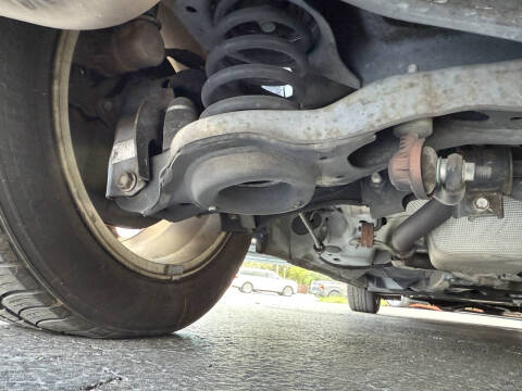 2014 Mazda MAZDA5 Sport