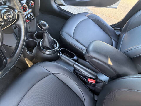 2016 MINI Hardtop 4 Door Cooper
