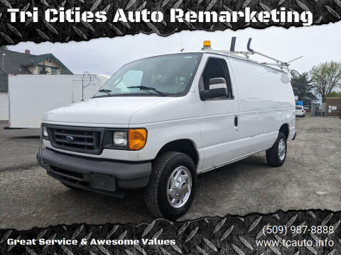 2006 Ford E-Series for sale at Tri Cities Auto Remarketing in Kennewick WA