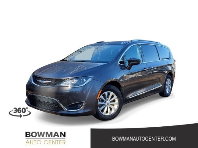 2018 Chrysler Pacifica for sale at Bowman Auto Center in Clarkston, MI