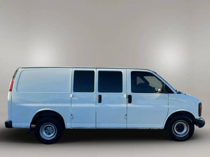 2001 Chevrolet Express G2500
