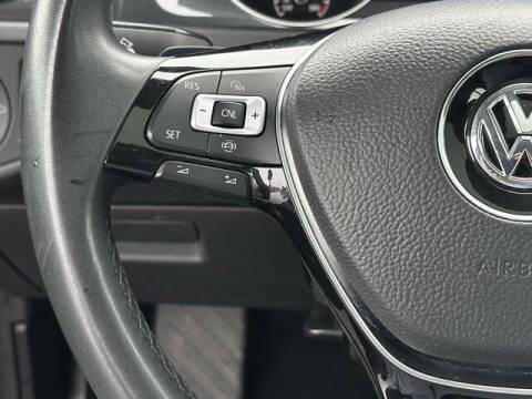 2021 Volkswagen Golf TSI