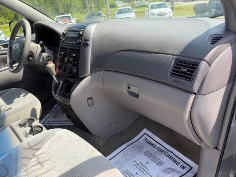 2006 Toyota Sienna LE 7 Passenger