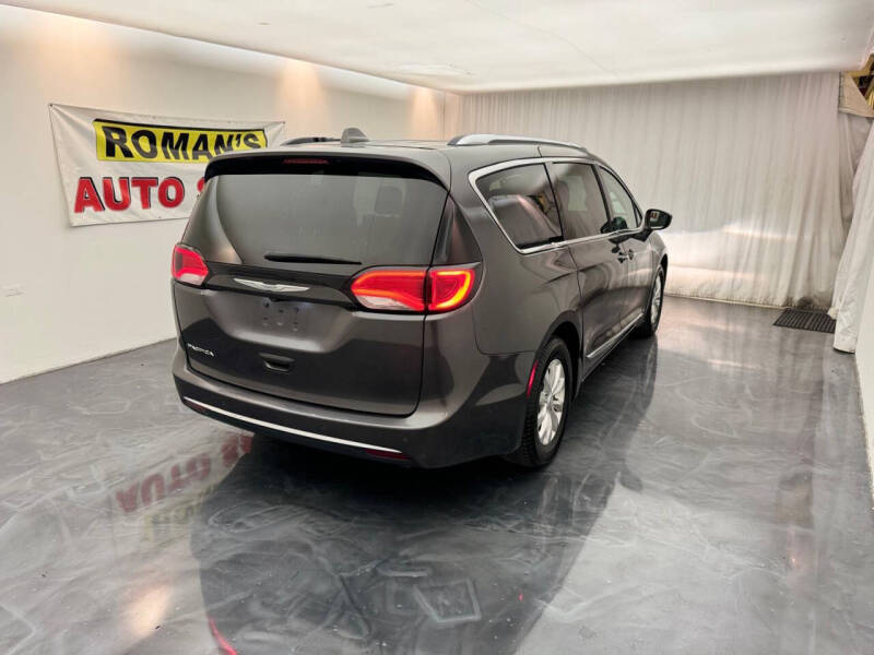 2018 Chrysler Pacifica Touring L