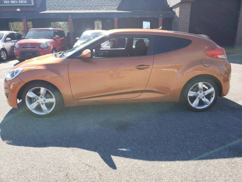 2014 Hyundai Veloster Base photo 6