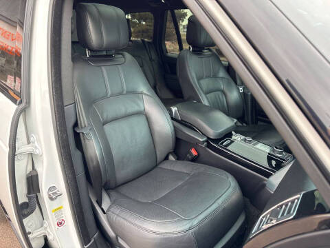 2020 Land Rover Range Rover P525 HSE