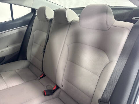 2019 Hyundai Elantra