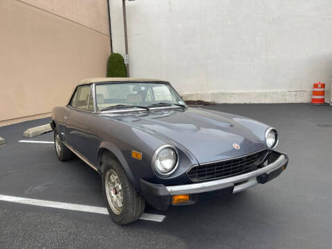 1982 FIAT 124 Spider