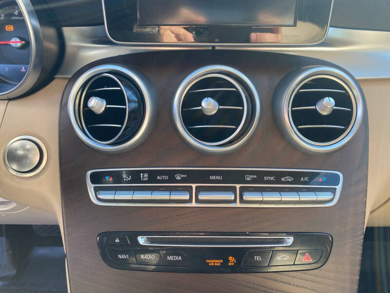 2019 Mercedes-Benz GLC GLC 300 4MATIC