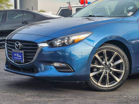 2018 Mazda MAZDA3 Touring