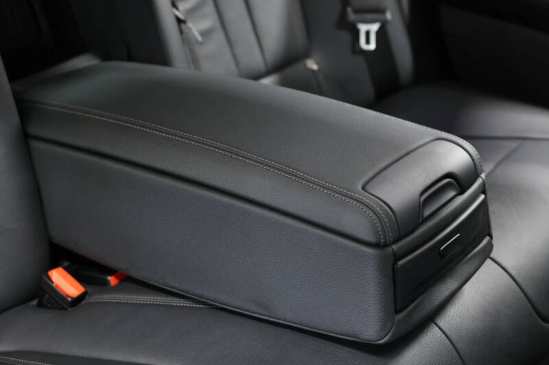 2021 BMW 7 Series 740i