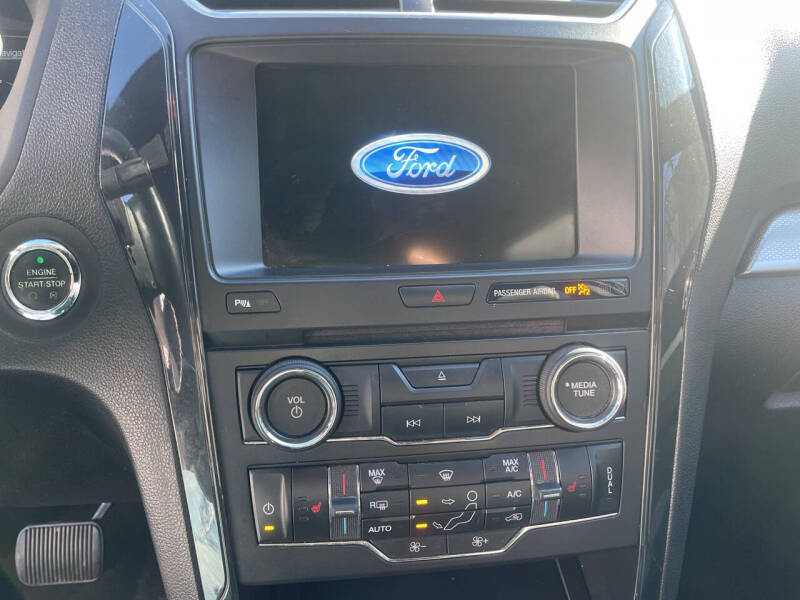 2017 Ford Explorer XLT