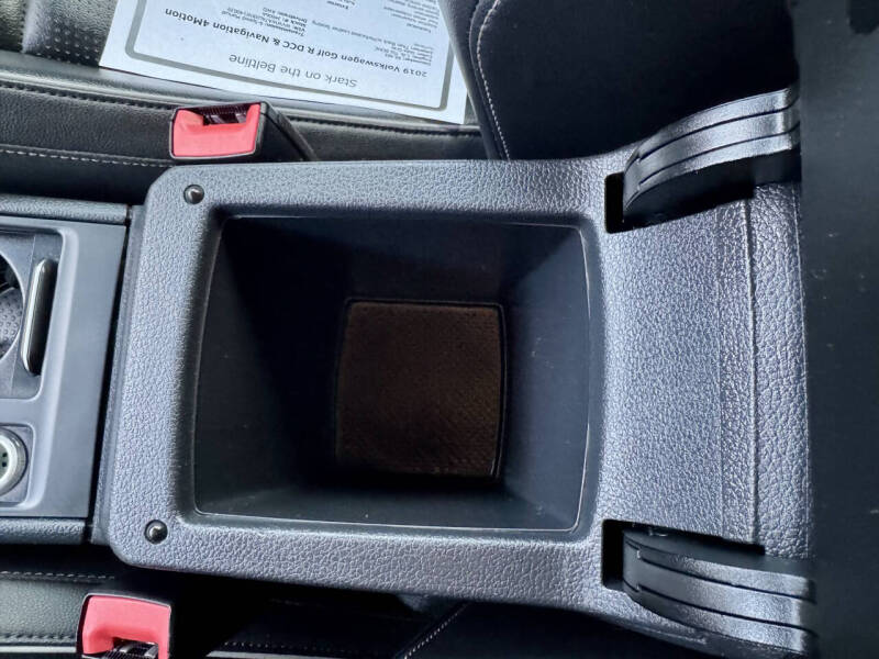 2019 Volkswagen Golf R 4Motion