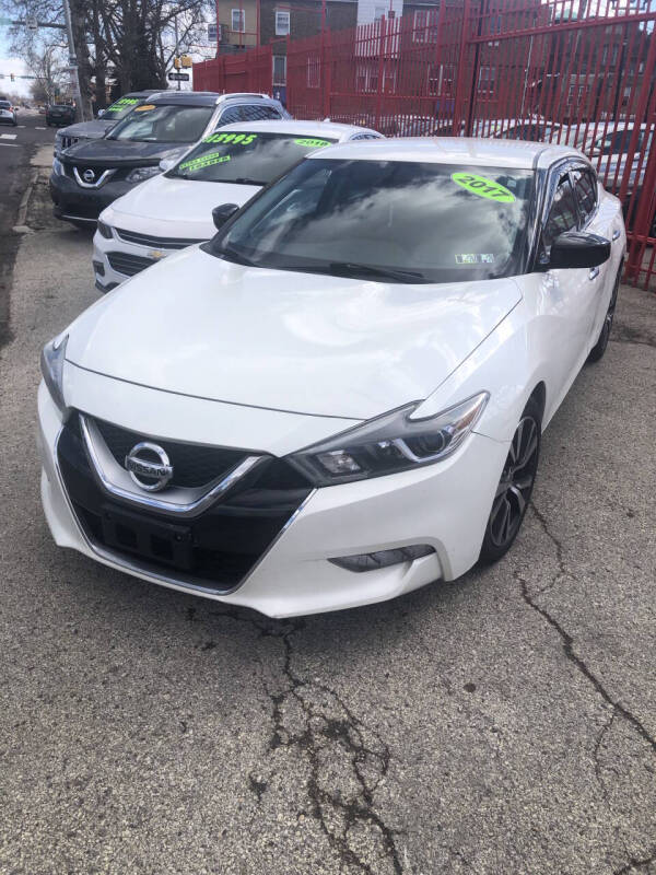 2017 Nissan Maxima S's photo