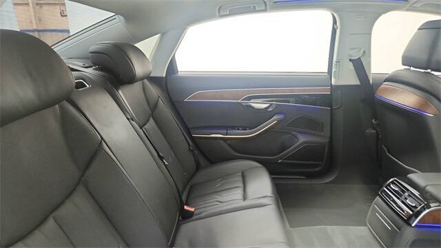 2022 Audi A8 L quattro 55 TFSI