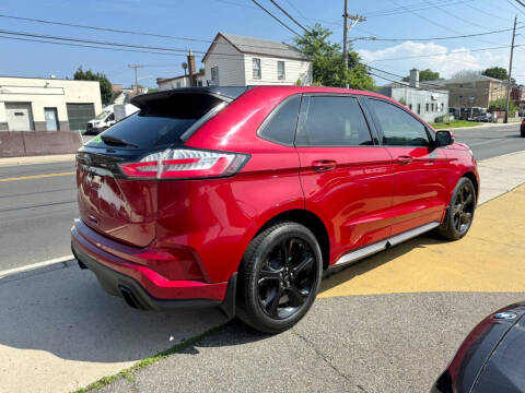 2020 Ford Edge ST