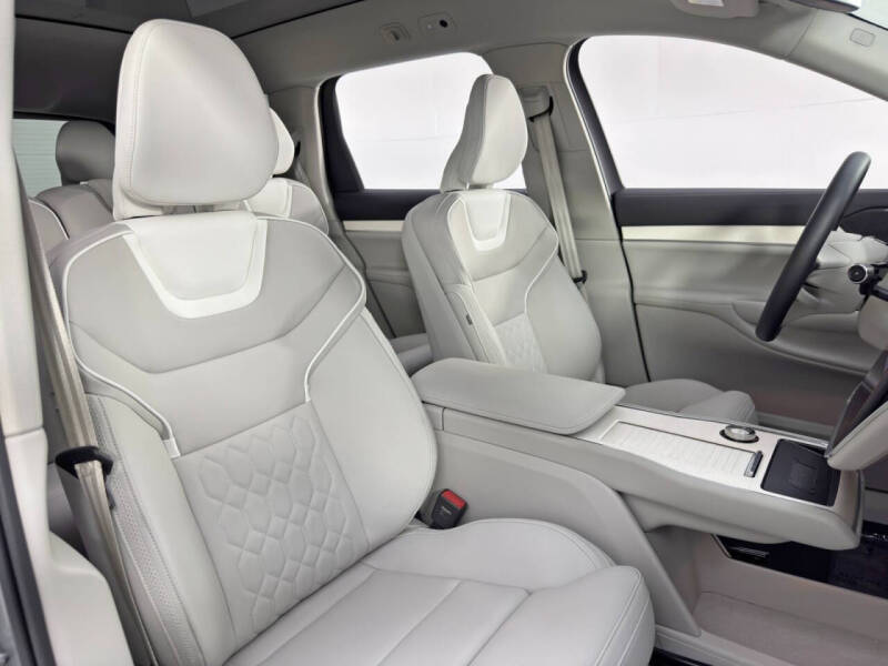 2025 Volvo EX90 Twin Ultra 7P