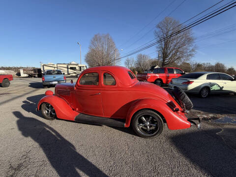 1935 Ford 5 Window  Coupe Coupe