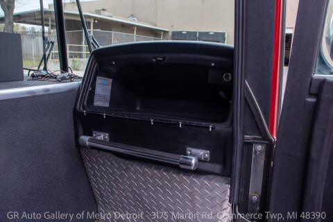 2001 Hendrickson Firetruck