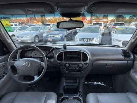 2004 Toyota Sequoia Limited