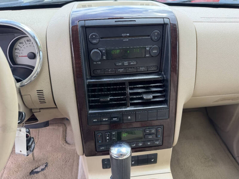 2006 Ford Explorer Limited