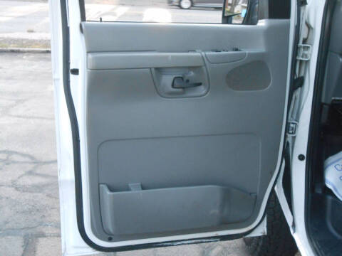 2006 Ford E-Series E-250